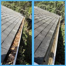 Top-Notch-Gutter-Cleaning-in-Navarre-Florida 6